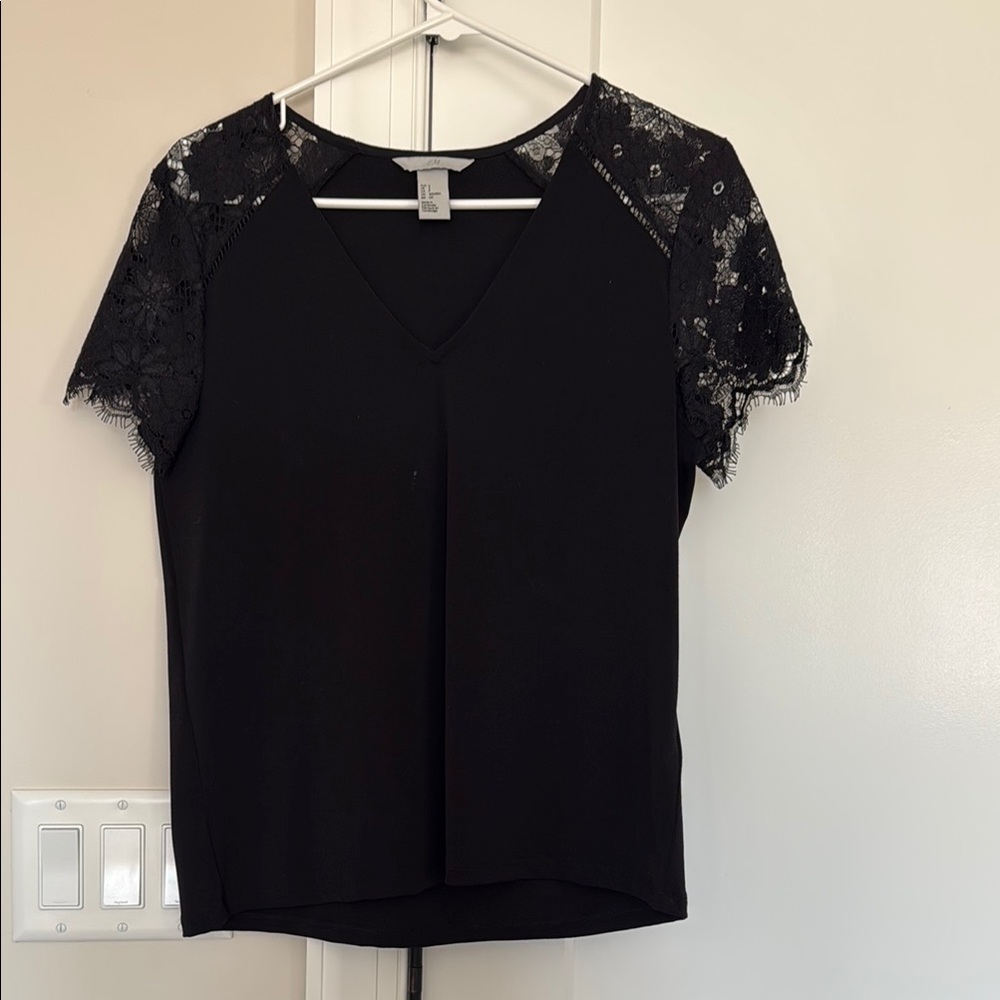 Elegant Black Lace Sleeve Women's Top
